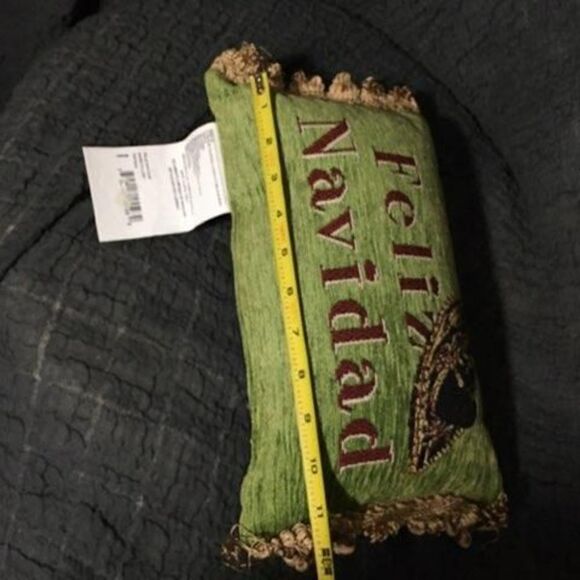 Vtg "Feliz Navidad" Christmas Throwpillow - Picture 5 of 7